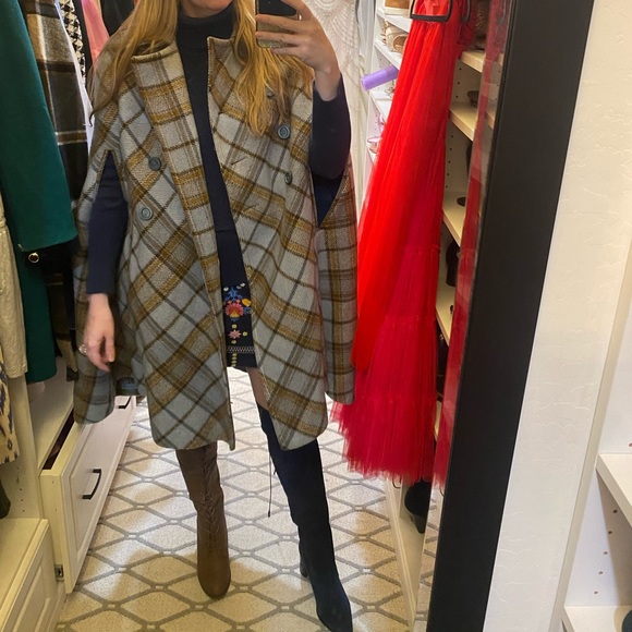 Vintage Womens Blue Plaid Double Breasted Cape w/ Pockets, M/L - Picture 5 of 8